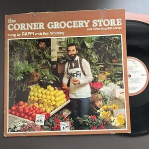 Raffi - The Corner Grocery Store Ken Whiteley Near Mint Vinyl Record LP AJ12